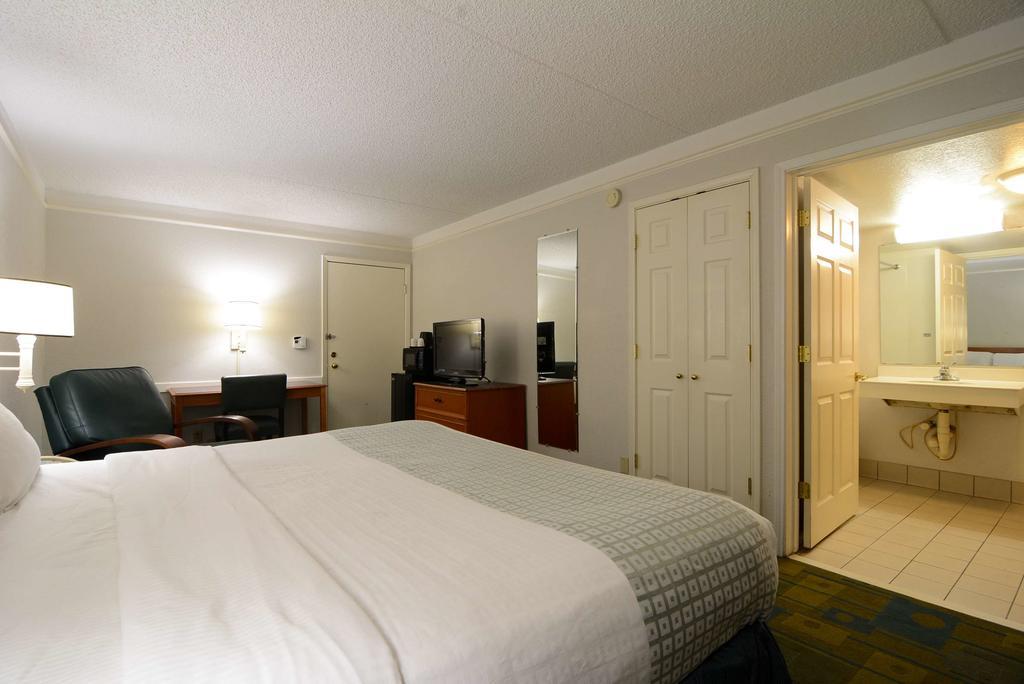 Motel 6-North Little Rock, Ar - Mccain Екстер'єр фото